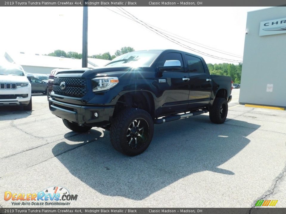 2019 Toyota Tundra Platinum CrewMax 4x4 Midnight Black Metallic / Black Photo #3
