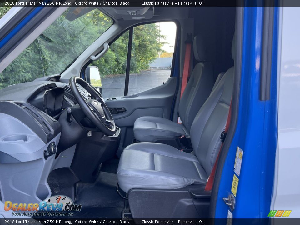 2018 Ford Transit Van 250 MR Long Oxford White / Charcoal Black Photo #17