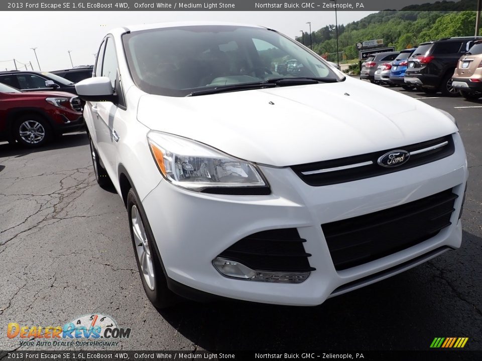 2013 Ford Escape SE 1.6L EcoBoost 4WD Oxford White / Medium Light Stone Photo #10