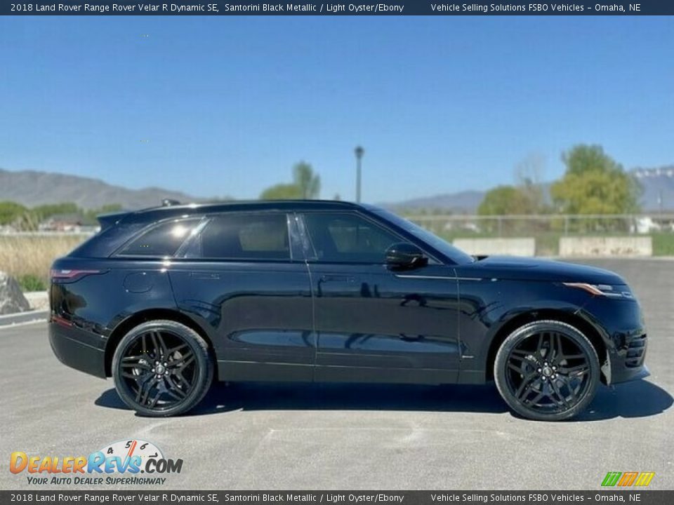 2018 Land Rover Range Rover Velar R Dynamic SE Santorini Black Metallic / Light Oyster/Ebony Photo #7