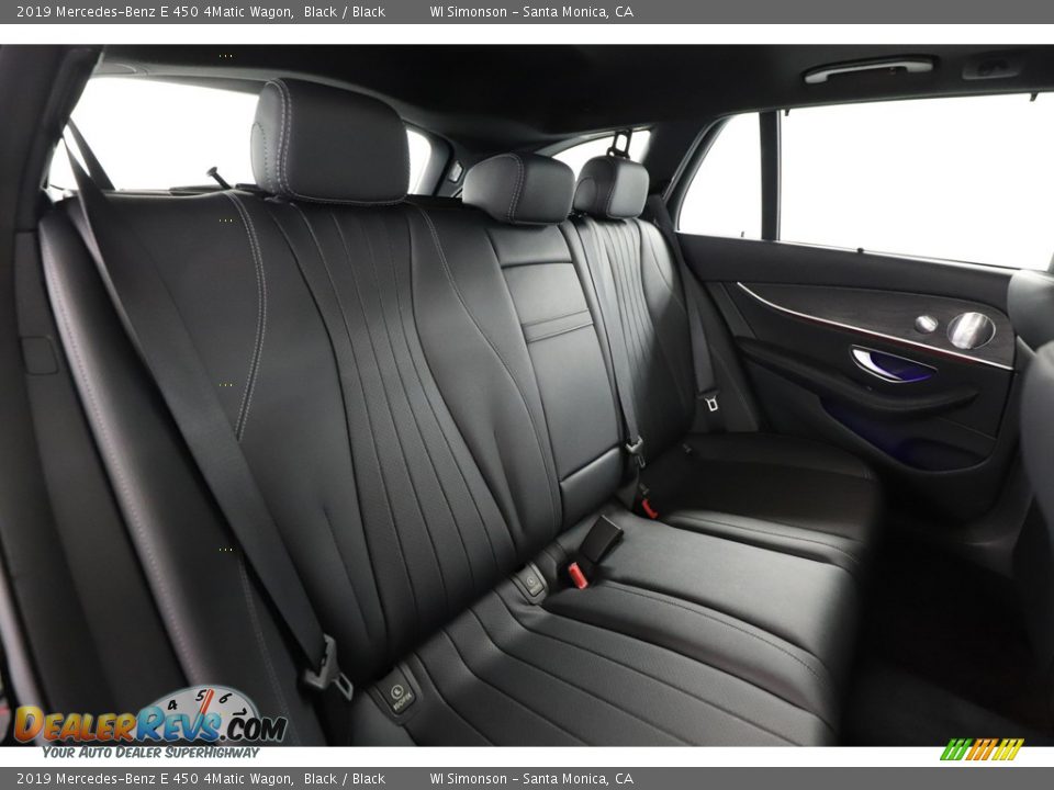 2019 Mercedes-Benz E 450 4Matic Wagon Black / Black Photo #34