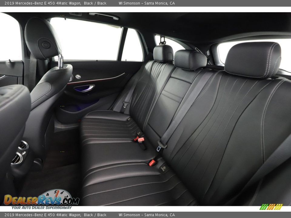 2019 Mercedes-Benz E 450 4Matic Wagon Black / Black Photo #36