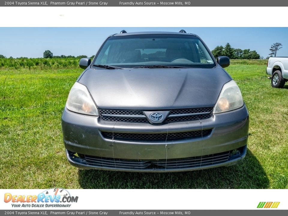 2004 Toyota Sienna XLE Phantom Gray Pearl / Stone Gray Photo #9