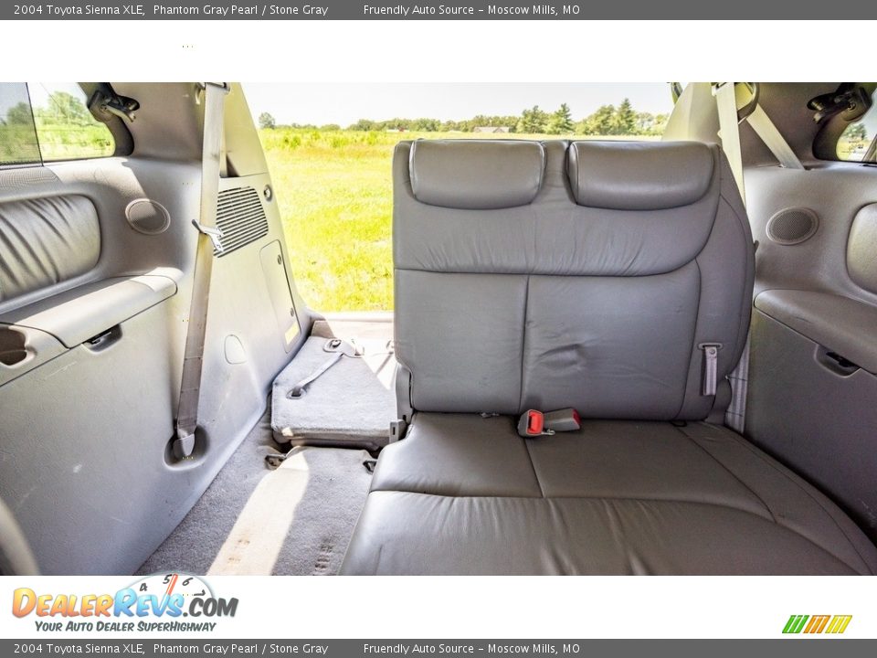 2004 Toyota Sienna XLE Phantom Gray Pearl / Stone Gray Photo #21