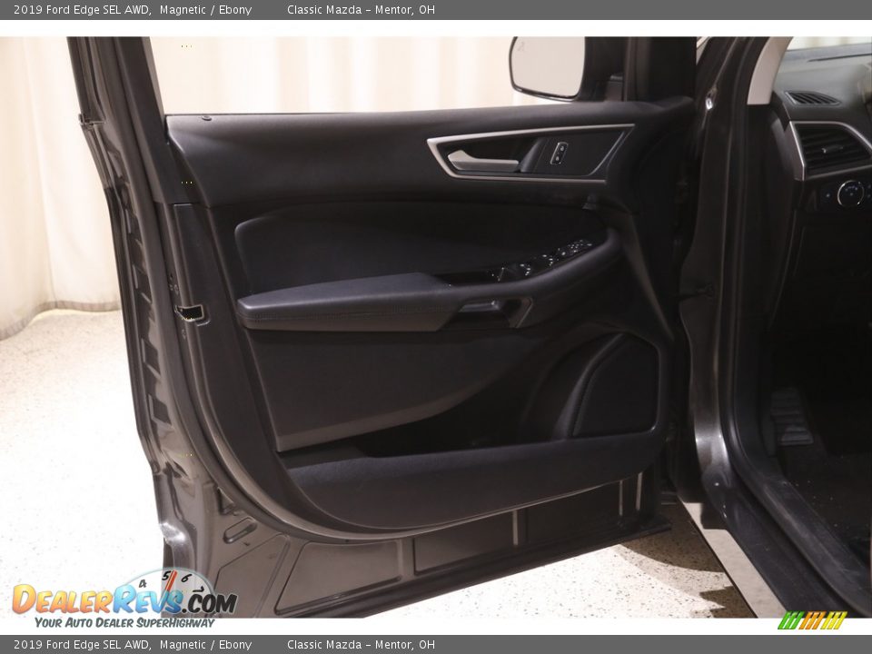 2019 Ford Edge SEL AWD Magnetic / Ebony Photo #4