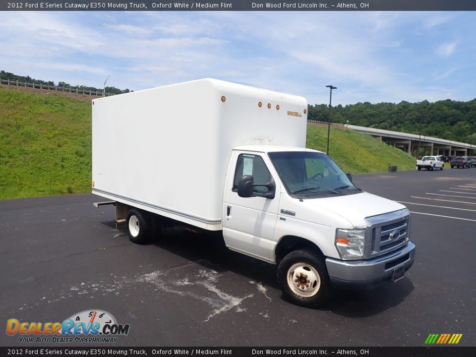 Front 3/4 View of 2012 Ford E Series Cutaway E350 Moving Truck Photo #2