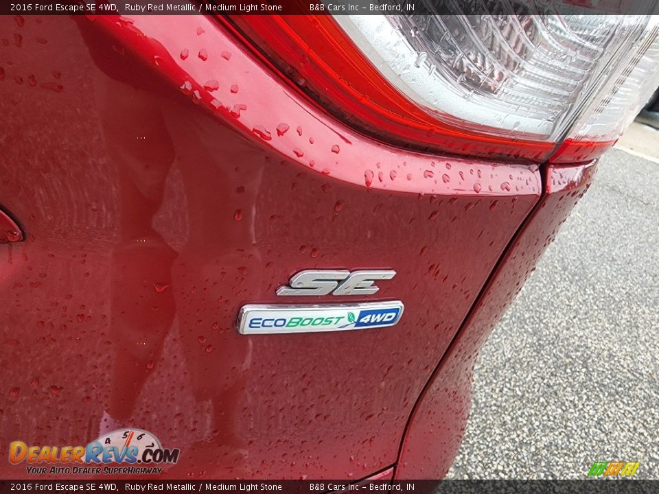 2016 Ford Escape SE 4WD Ruby Red Metallic / Medium Light Stone Photo #8