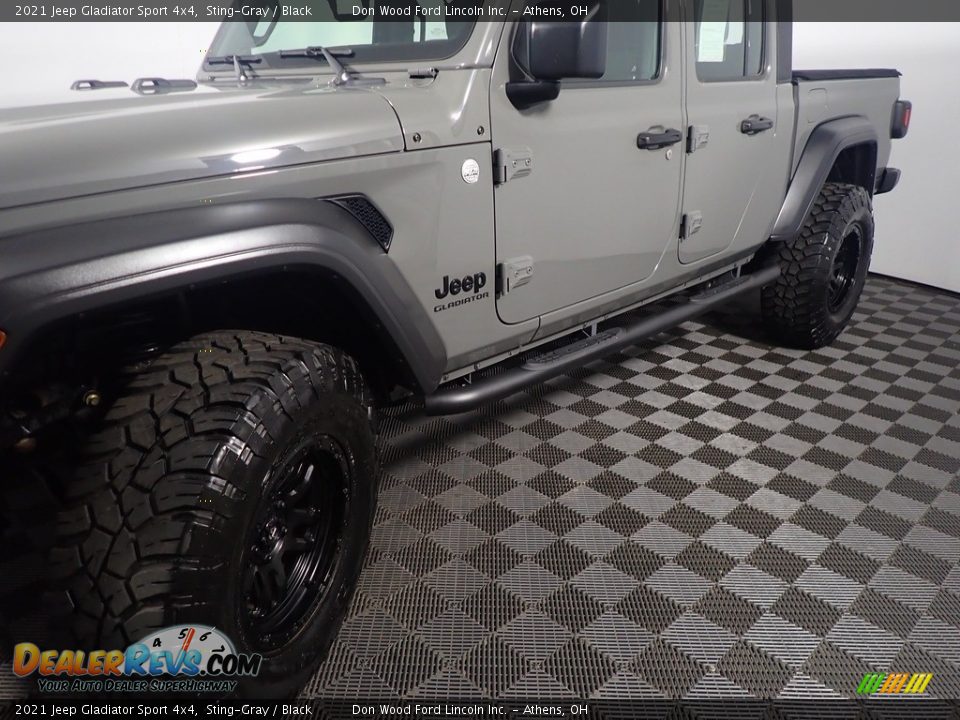 2021 Jeep Gladiator Sport 4x4 Sting-Gray / Black Photo #12