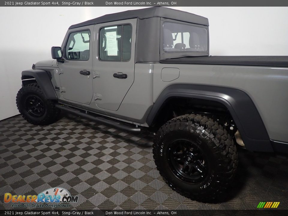 2021 Jeep Gladiator Sport 4x4 Sting-Gray / Black Photo #19