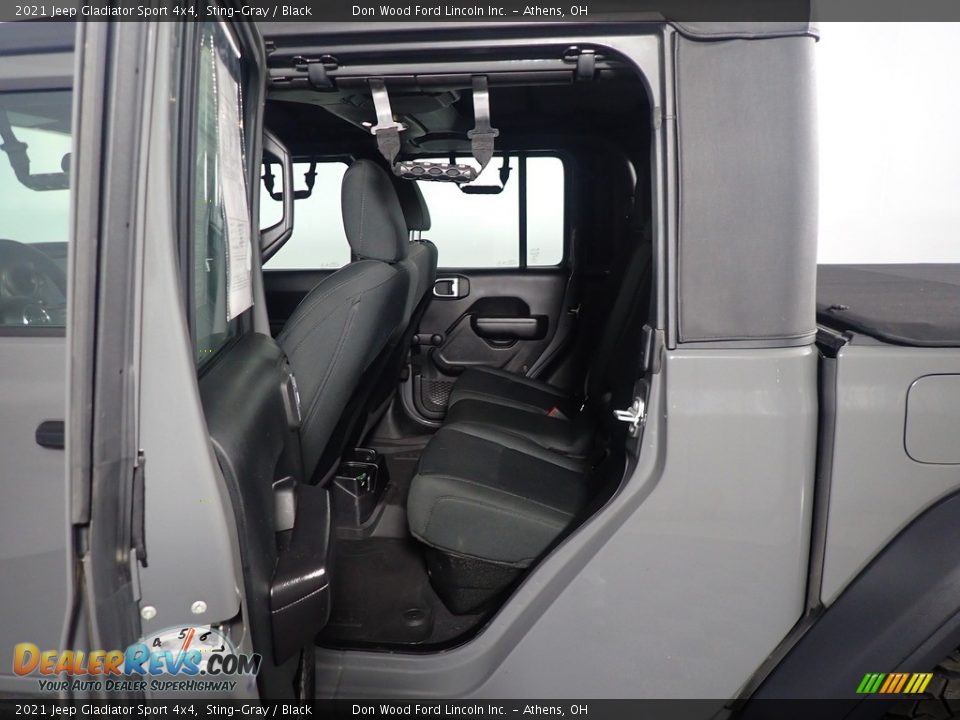 2021 Jeep Gladiator Sport 4x4 Sting-Gray / Black Photo #35