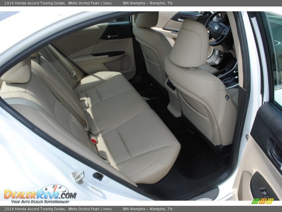 2014 Honda Accord Touring Sedan White Orchid Pearl / Ivory Photo #24