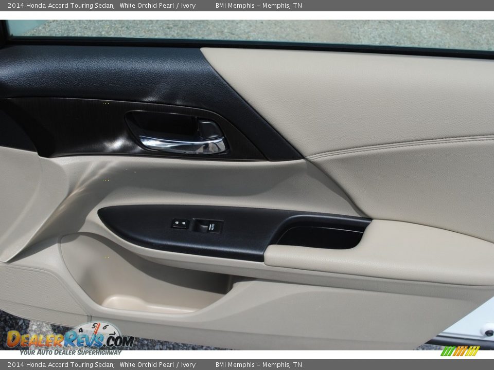 2014 Honda Accord Touring Sedan White Orchid Pearl / Ivory Photo #25