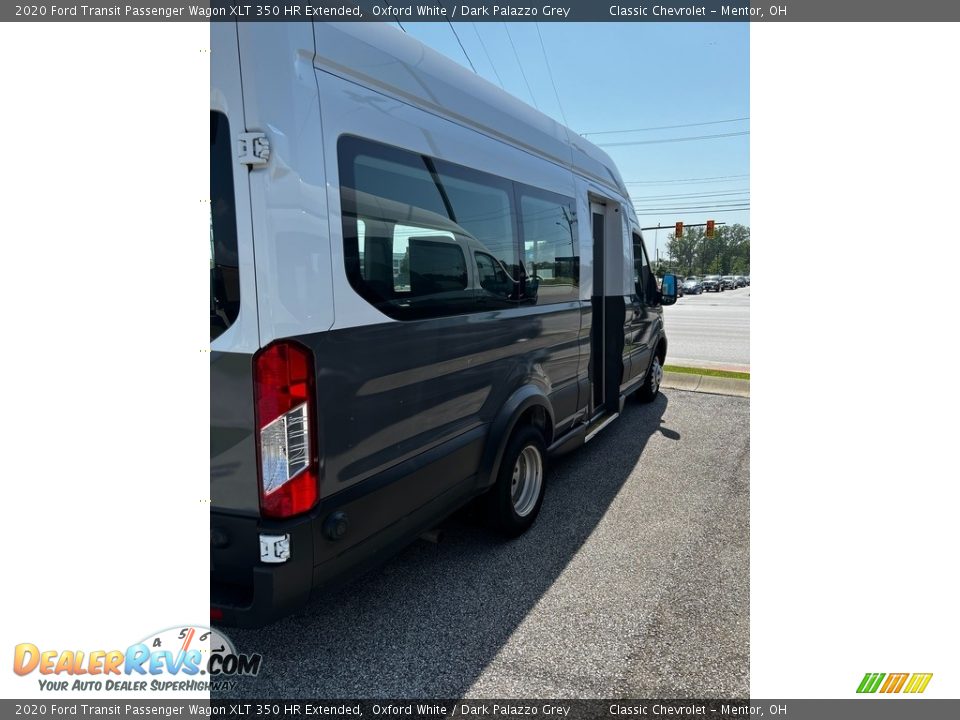 2020 Ford Transit Passenger Wagon XLT 350 HR Extended Oxford White / Dark Palazzo Grey Photo #3