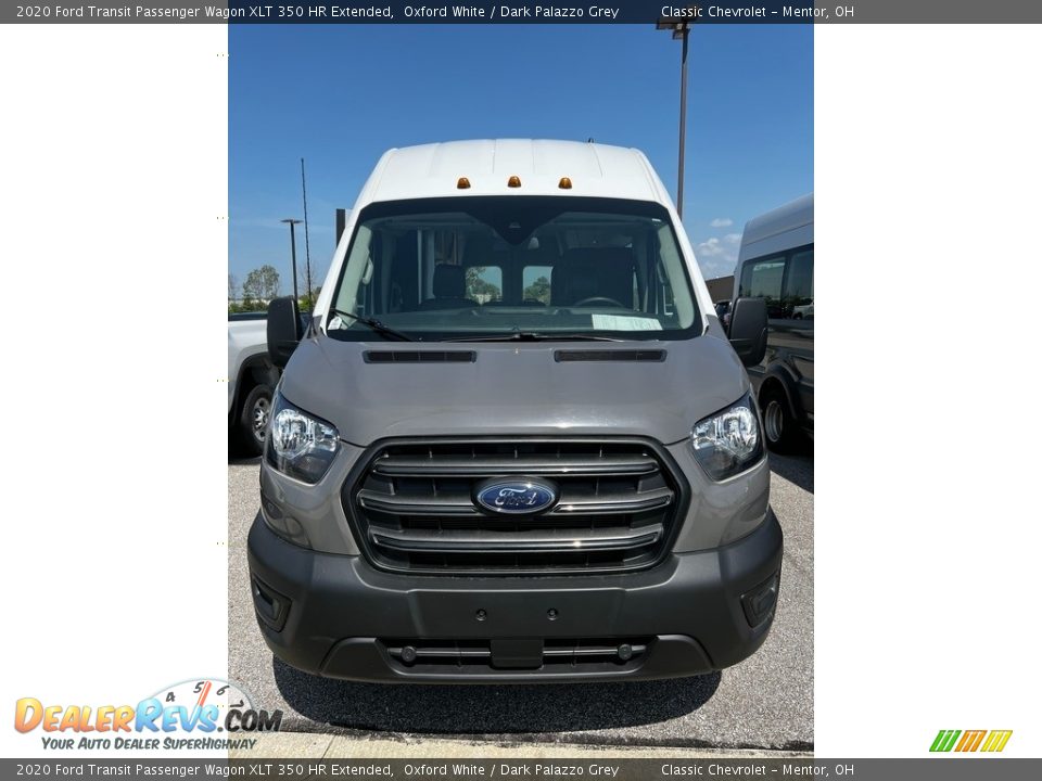 2020 Ford Transit Passenger Wagon XLT 350 HR Extended Oxford White / Dark Palazzo Grey Photo #2