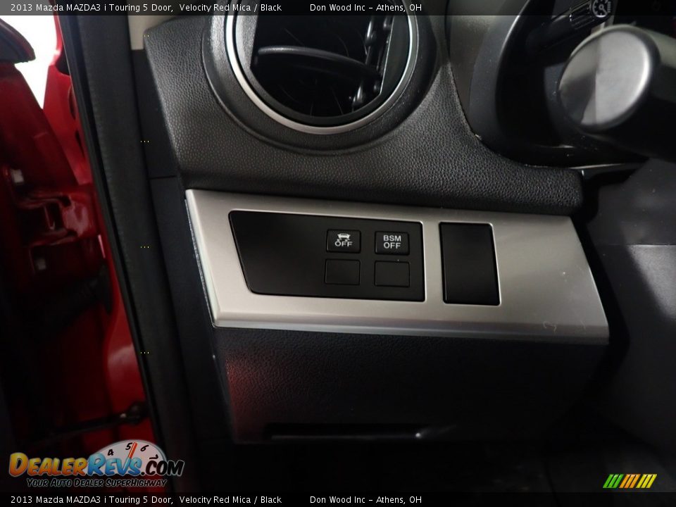 2013 Mazda MAZDA3 i Touring 5 Door Velocity Red Mica / Black Photo #31