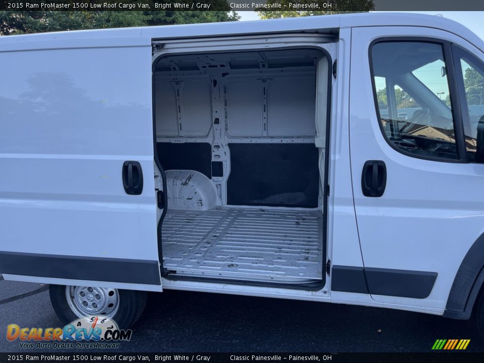 2015 Ram ProMaster 1500 Low Roof Cargo Van Bright White / Gray Photo #14