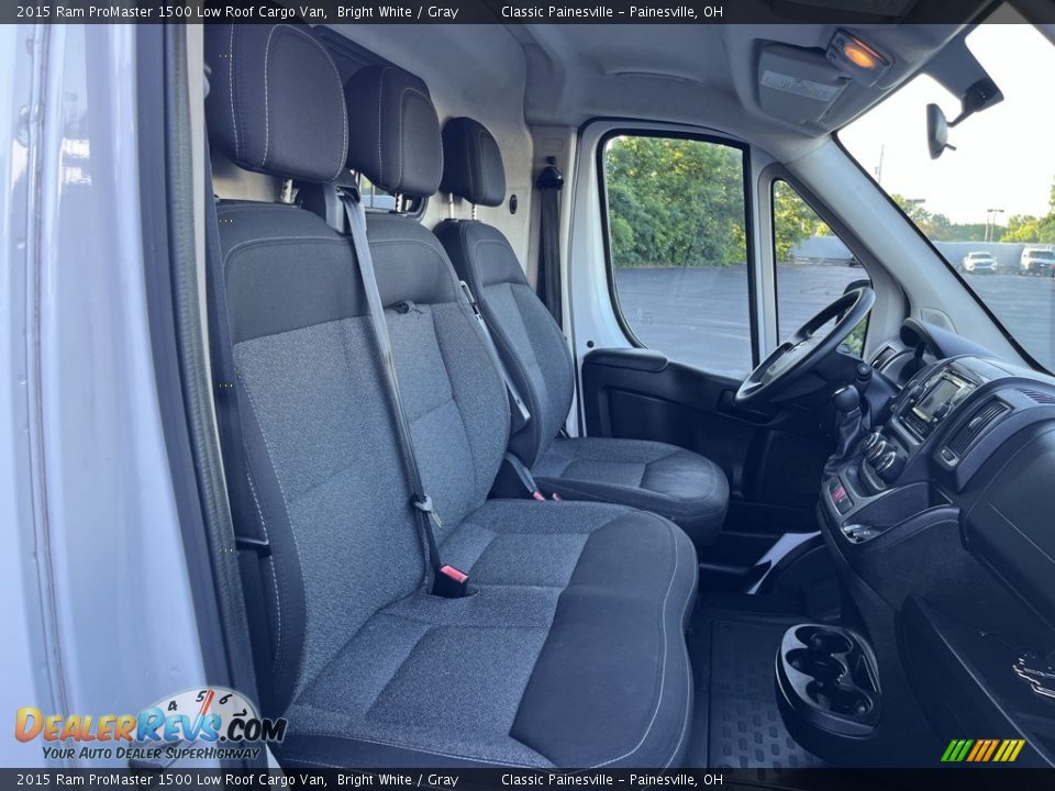 2015 Ram ProMaster 1500 Low Roof Cargo Van Bright White / Gray Photo #15