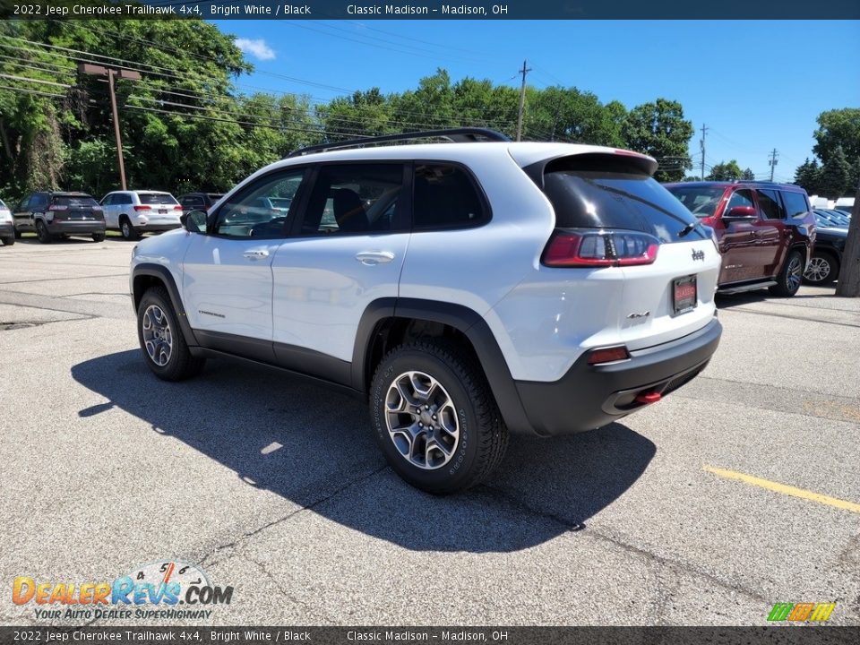 2022 Jeep Cherokee Trailhawk 4x4 Bright White / Black Photo #9