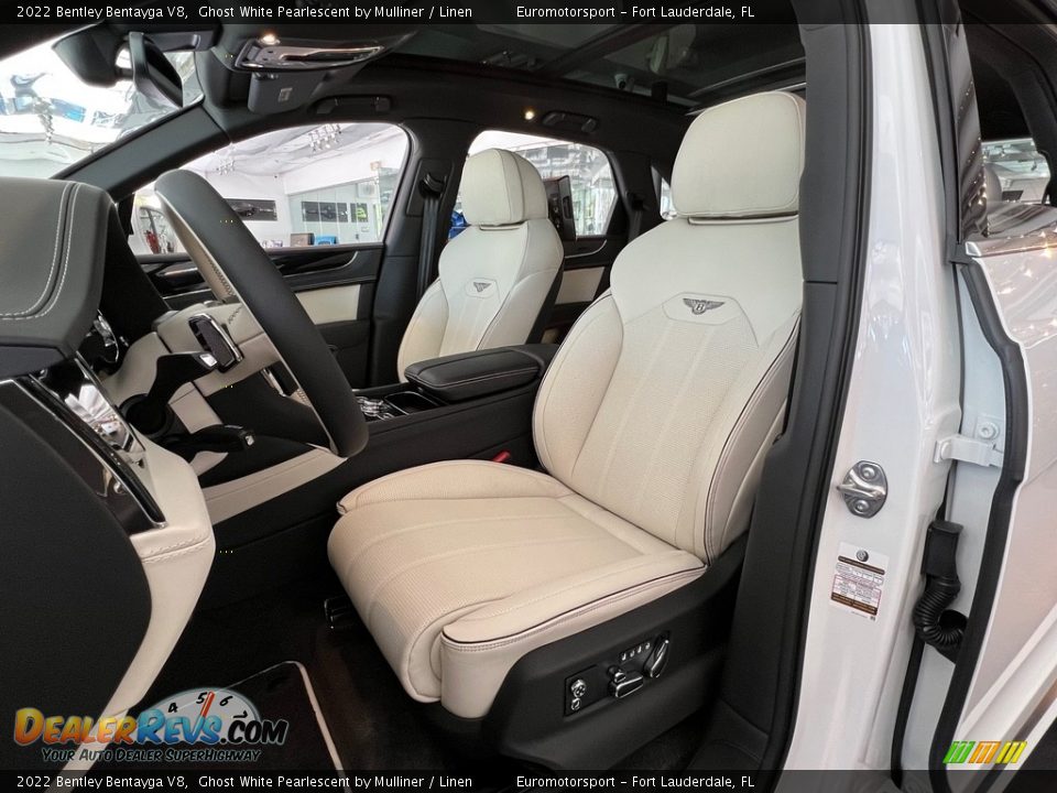Linen Interior - 2022 Bentley Bentayga V8 Photo #7