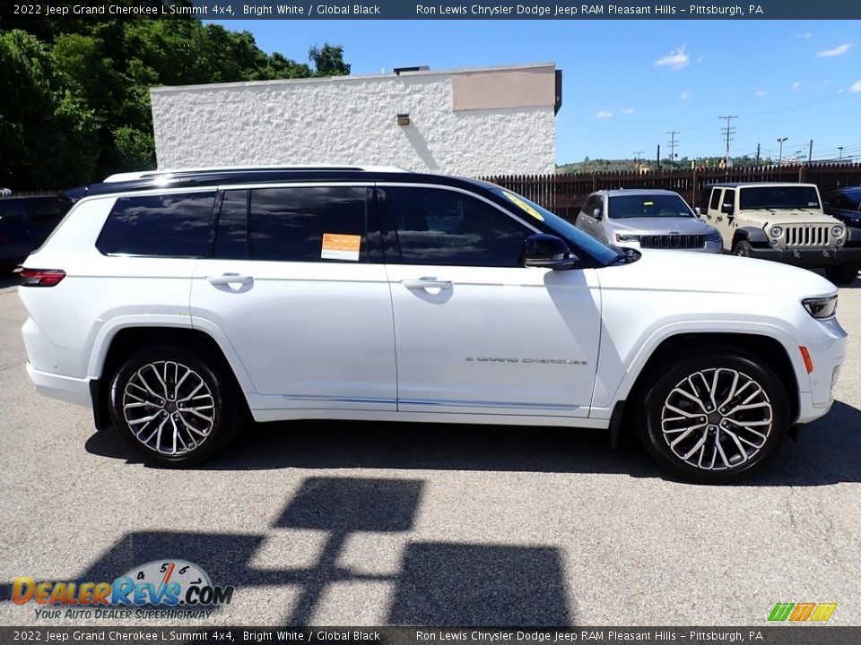 2022 Jeep Grand Cherokee L Summit 4x4 Bright White / Global Black Photo #7