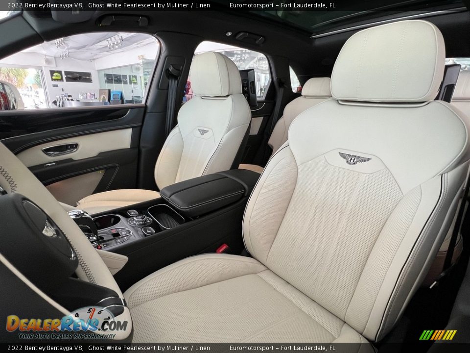 Front Seat of 2022 Bentley Bentayga V8 Photo #27
