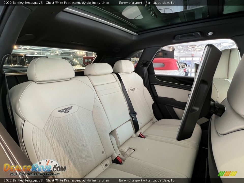 Rear Seat of 2022 Bentley Bentayga V8 Photo #32
