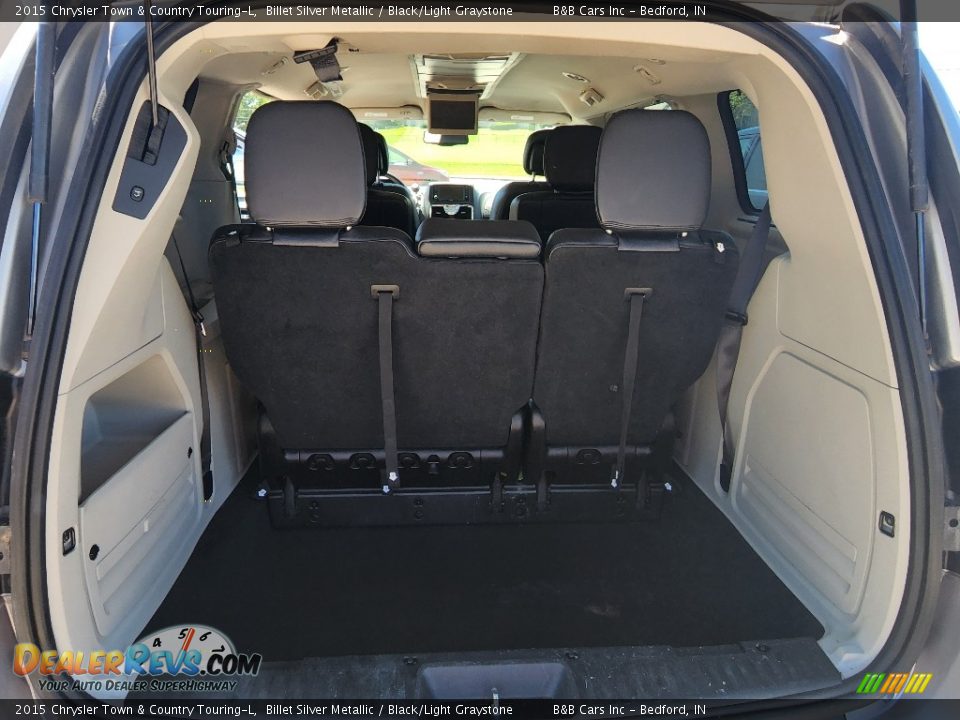 2015 Chrysler Town & Country Touring-L Billet Silver Metallic / Black/Light Graystone Photo #17