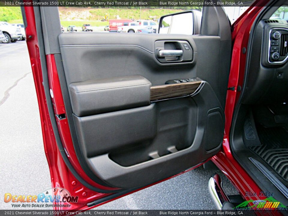 2021 Chevrolet Silverado 1500 LT Crew Cab 4x4 Cherry Red Tintcoat / Jet Black Photo #10