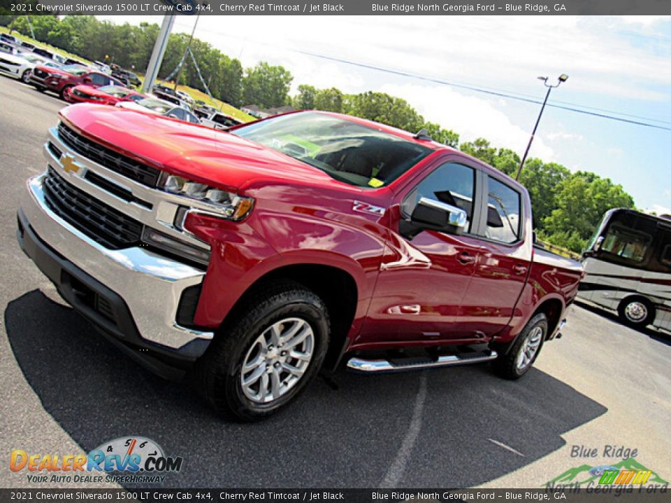 2021 Chevrolet Silverado 1500 LT Crew Cab 4x4 Cherry Red Tintcoat / Jet Black Photo #25