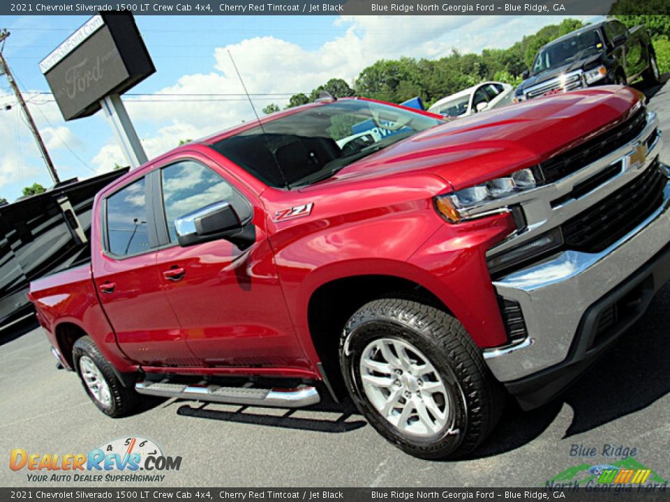 2021 Chevrolet Silverado 1500 LT Crew Cab 4x4 Cherry Red Tintcoat / Jet Black Photo #26