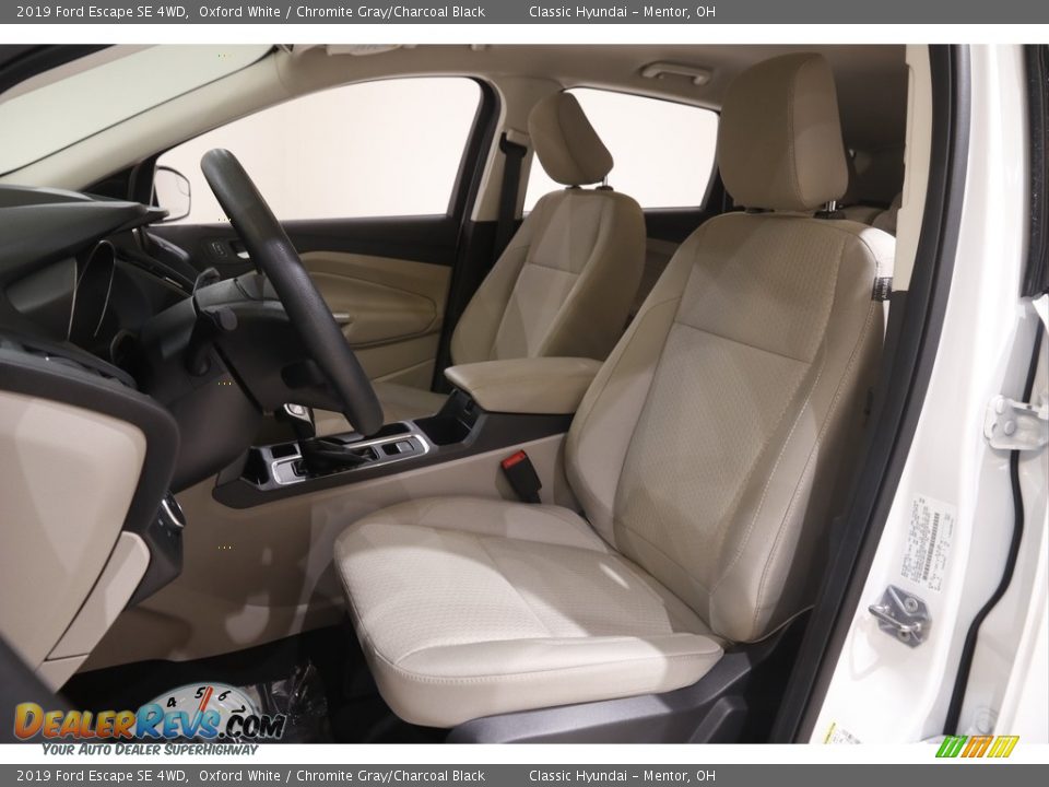 2019 Ford Escape SE 4WD Oxford White / Chromite Gray/Charcoal Black Photo #5