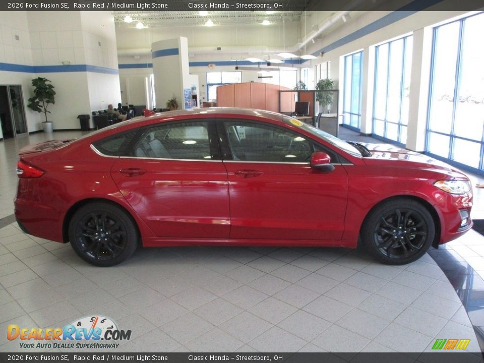 2020 Ford Fusion SE Rapid Red / Medium Light Stone Photo #4