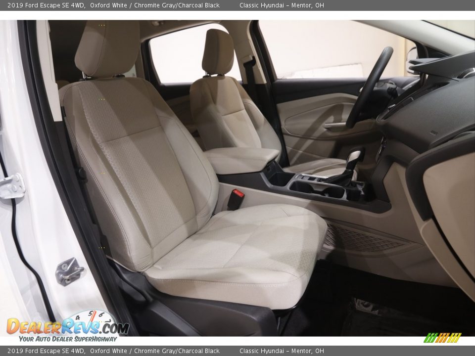 2019 Ford Escape SE 4WD Oxford White / Chromite Gray/Charcoal Black Photo #14