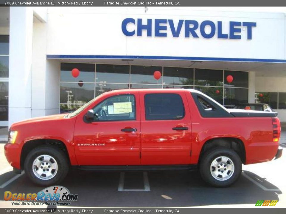 2009 Chevrolet Avalanche LS Victory Red / Ebony Photo #1
