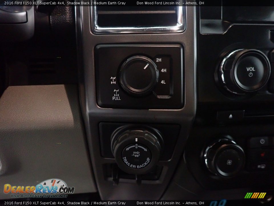 2016 Ford F150 XLT SuperCab 4x4 Shadow Black / Medium Earth Gray Photo #33