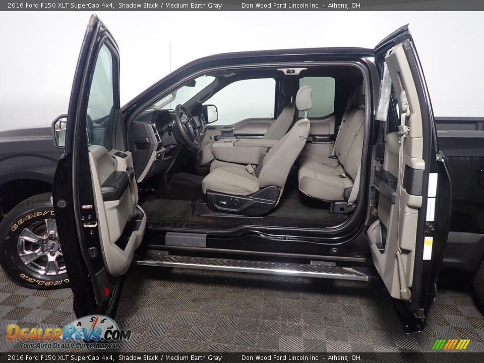 2016 Ford F150 XLT SuperCab 4x4 Shadow Black / Medium Earth Gray Photo #36