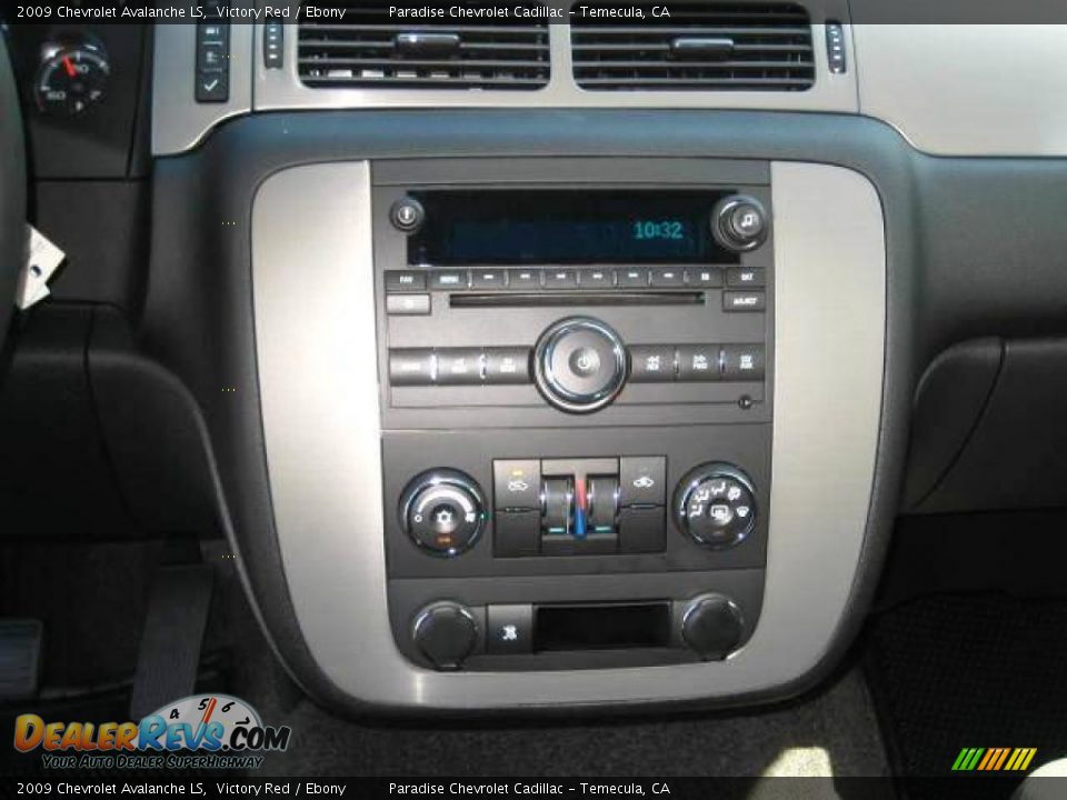 2009 Chevrolet Avalanche LS Victory Red / Ebony Photo #14