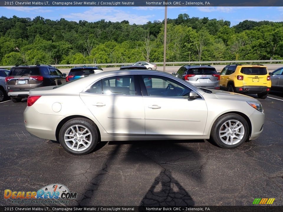 2015 Chevrolet Malibu LT Champagne Silver Metallic / Cocoa/Light Neutral Photo #8