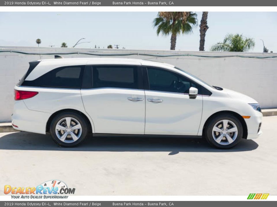 2019 Honda Odyssey EX-L White Diamond Pearl / Beige Photo #12