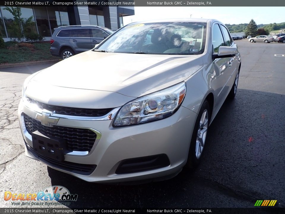 2015 Chevrolet Malibu LT Champagne Silver Metallic / Cocoa/Light Neutral Photo #12