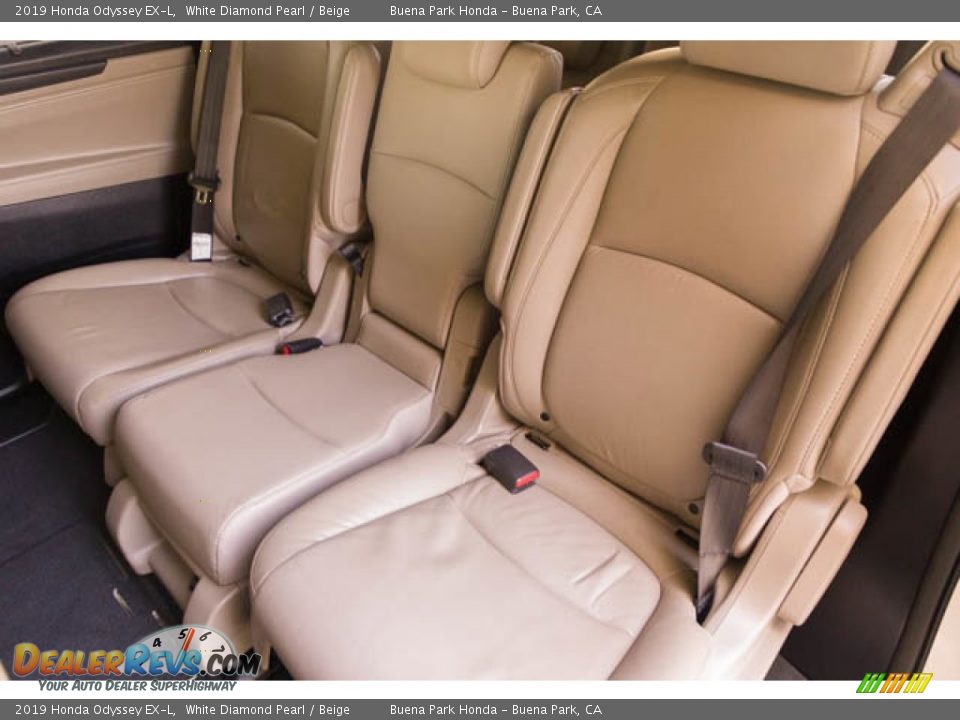 2019 Honda Odyssey EX-L White Diamond Pearl / Beige Photo #23