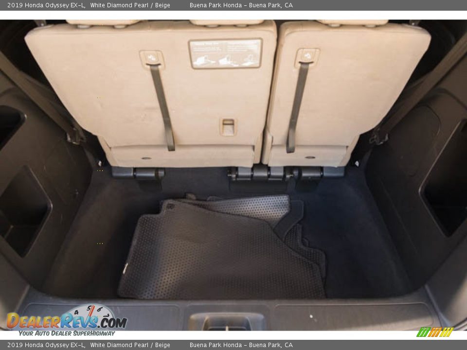 2019 Honda Odyssey EX-L White Diamond Pearl / Beige Photo #25