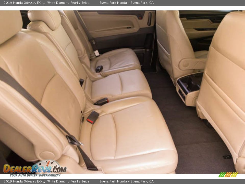 2019 Honda Odyssey EX-L White Diamond Pearl / Beige Photo #27