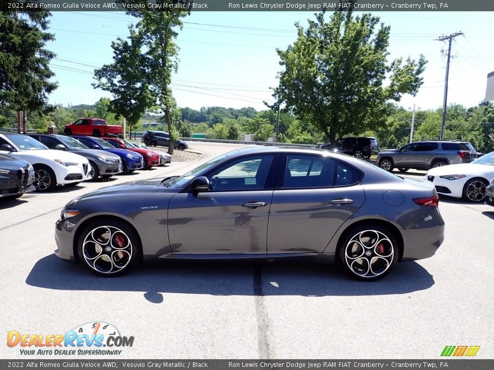 2022 Alfa Romeo Giulia Veloce AWD Vesuvio Gray Metallic / Black Photo #2