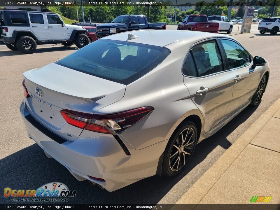 2022 Toyota Camry SE Ice Edge / Black Photo #36