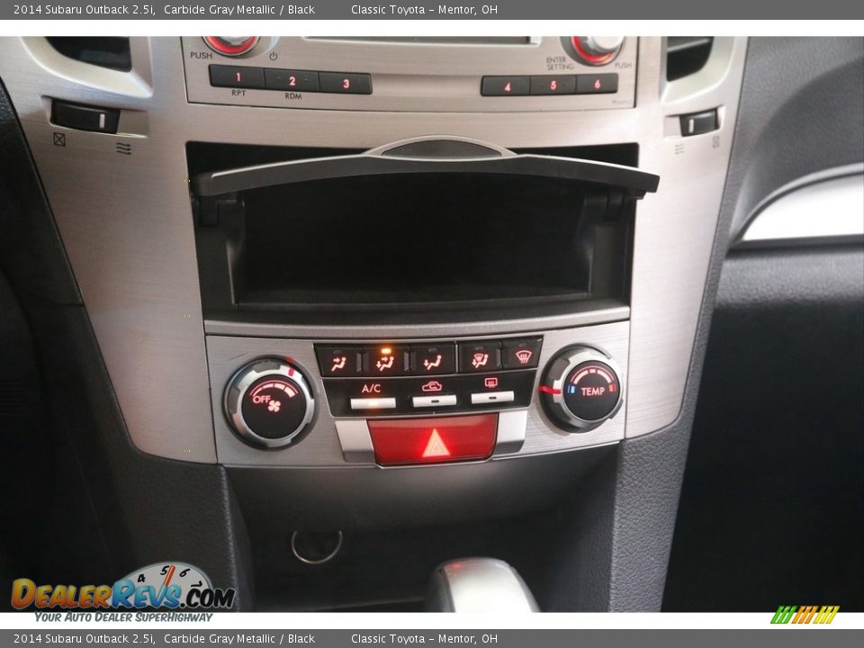 Controls of 2014 Subaru Outback 2.5i Photo #11