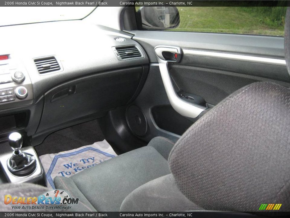 2006 Honda Civic Si Coupe Nighthawk Black Pearl / Black Photo #11