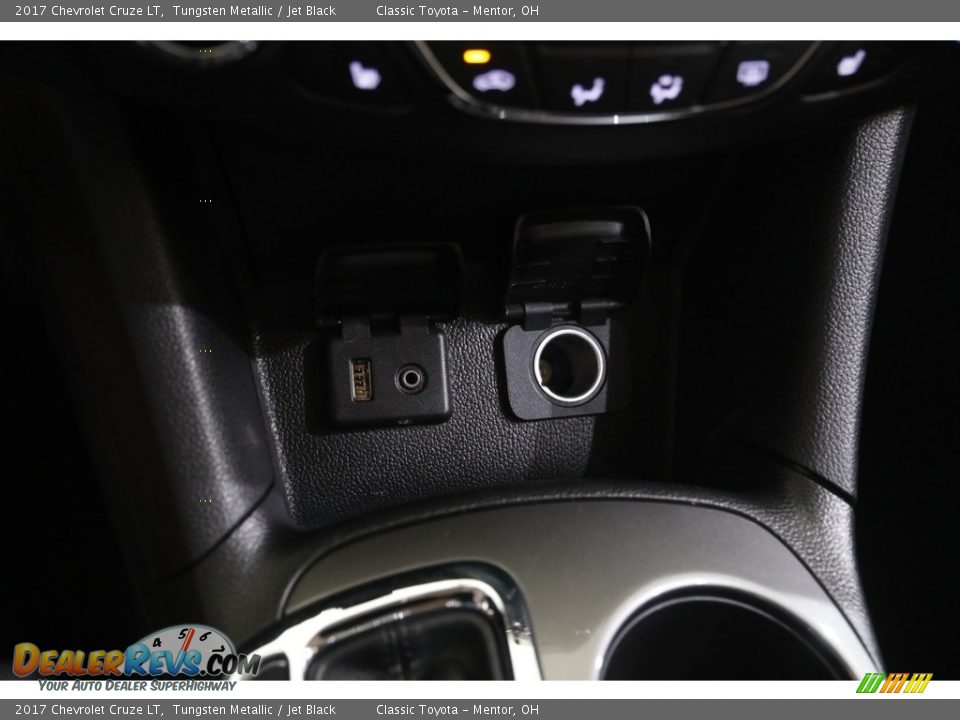 2017 Chevrolet Cruze LT Tungsten Metallic / Jet Black Photo #14