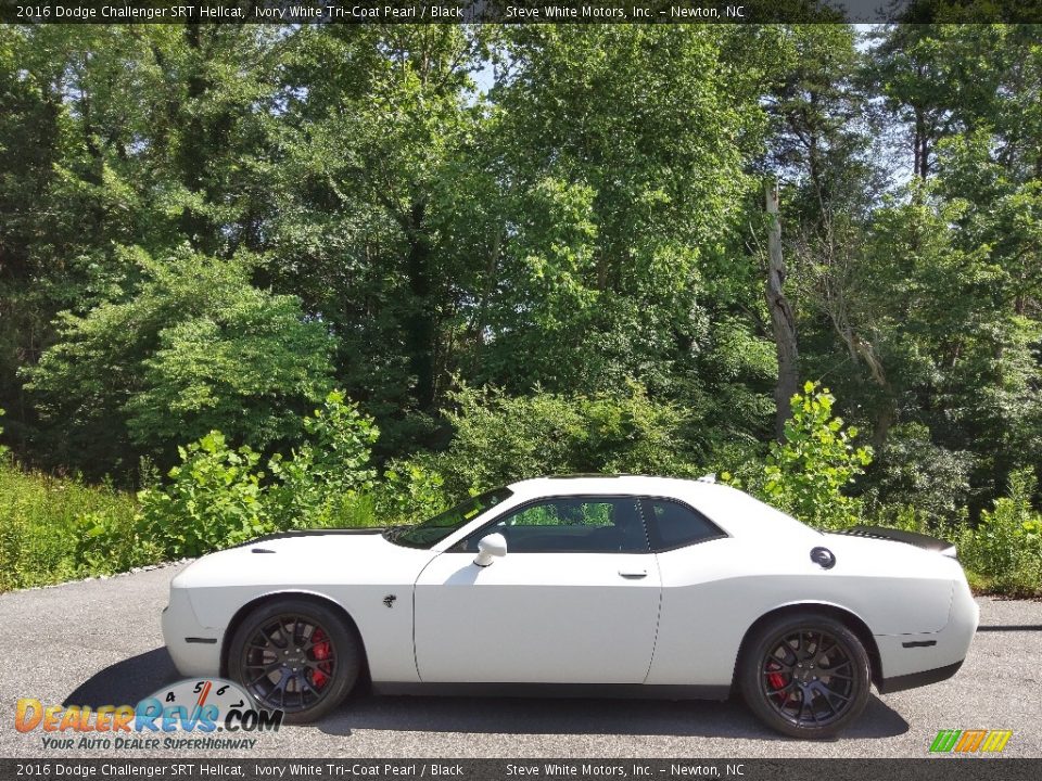 Ivory White Tri-Coat Pearl 2016 Dodge Challenger SRT Hellcat Photo #1