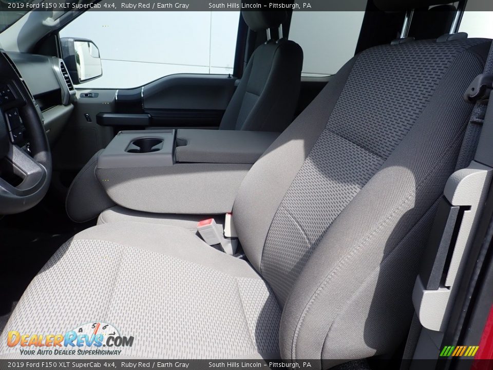 2019 Ford F150 XLT SuperCab 4x4 Ruby Red / Earth Gray Photo #16